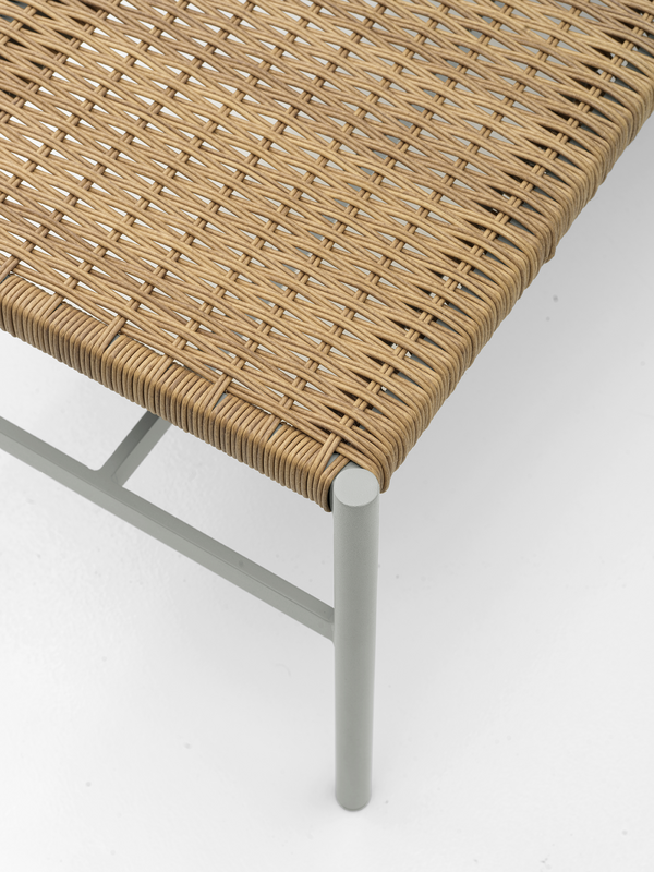 2503-71 DK Bench - Light Grey, detail